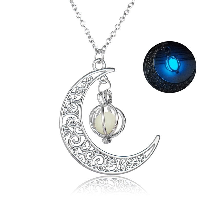 Luminous Moon Pendant Necklace – Glow in the Dark - zenton