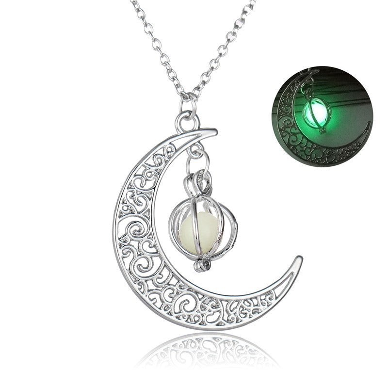 Luminous Moon Pendant Necklace – Glow in the Dark - zenton
