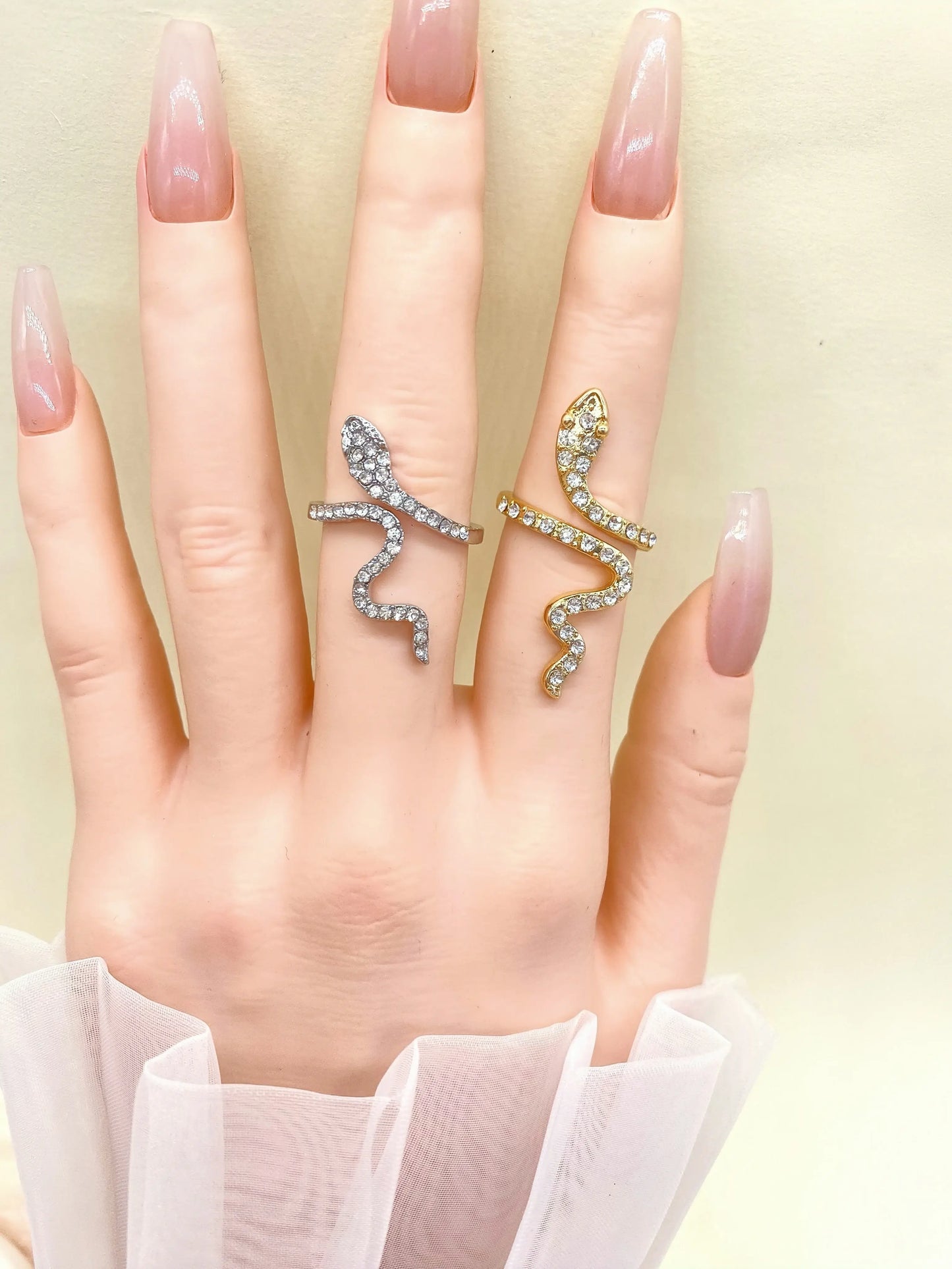 Snake-Shaped Zircon Ring – Artificial Jewellery Set - zenton