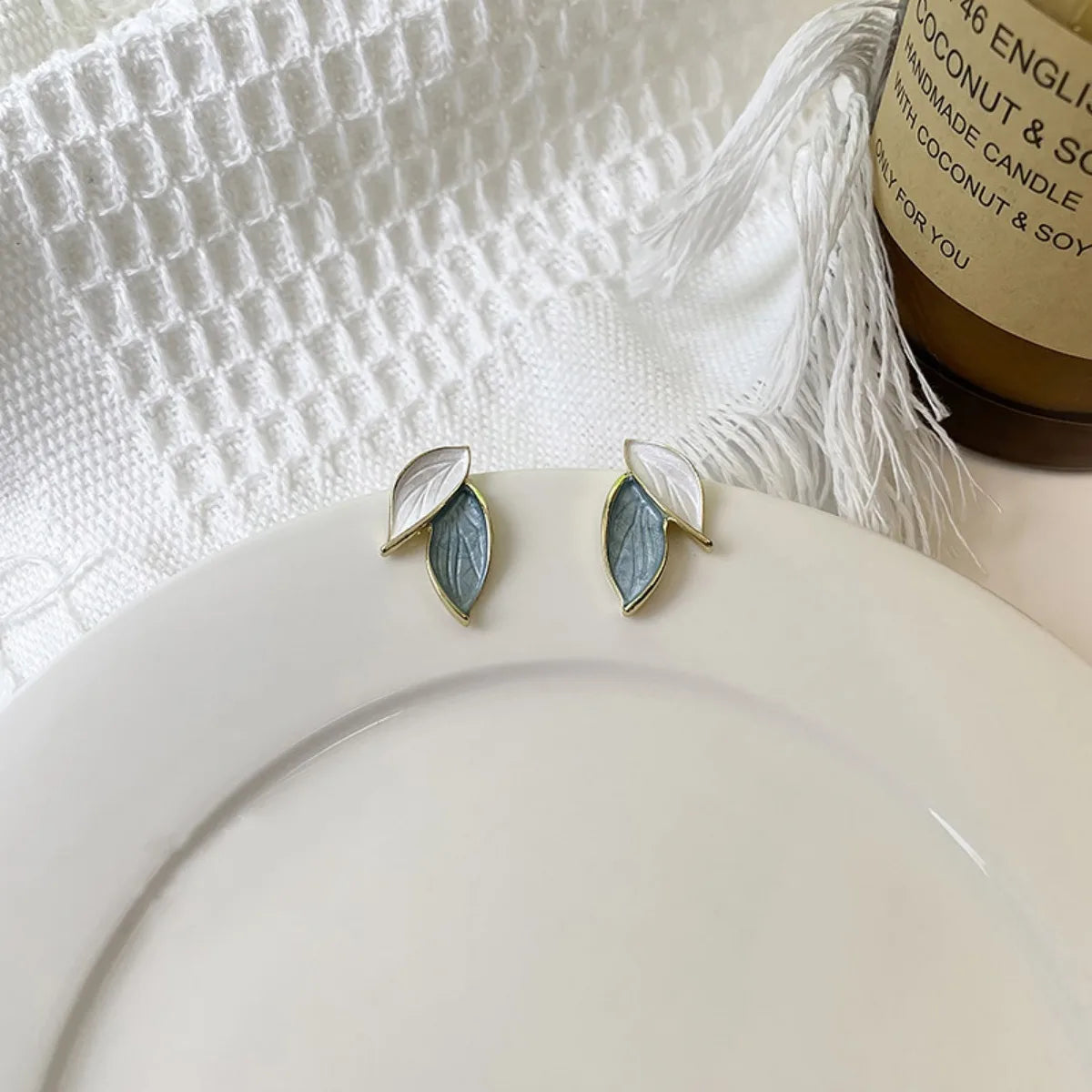 Retro Leaf Earrings – Elegant Blue & White Women’s Jewels - zenton