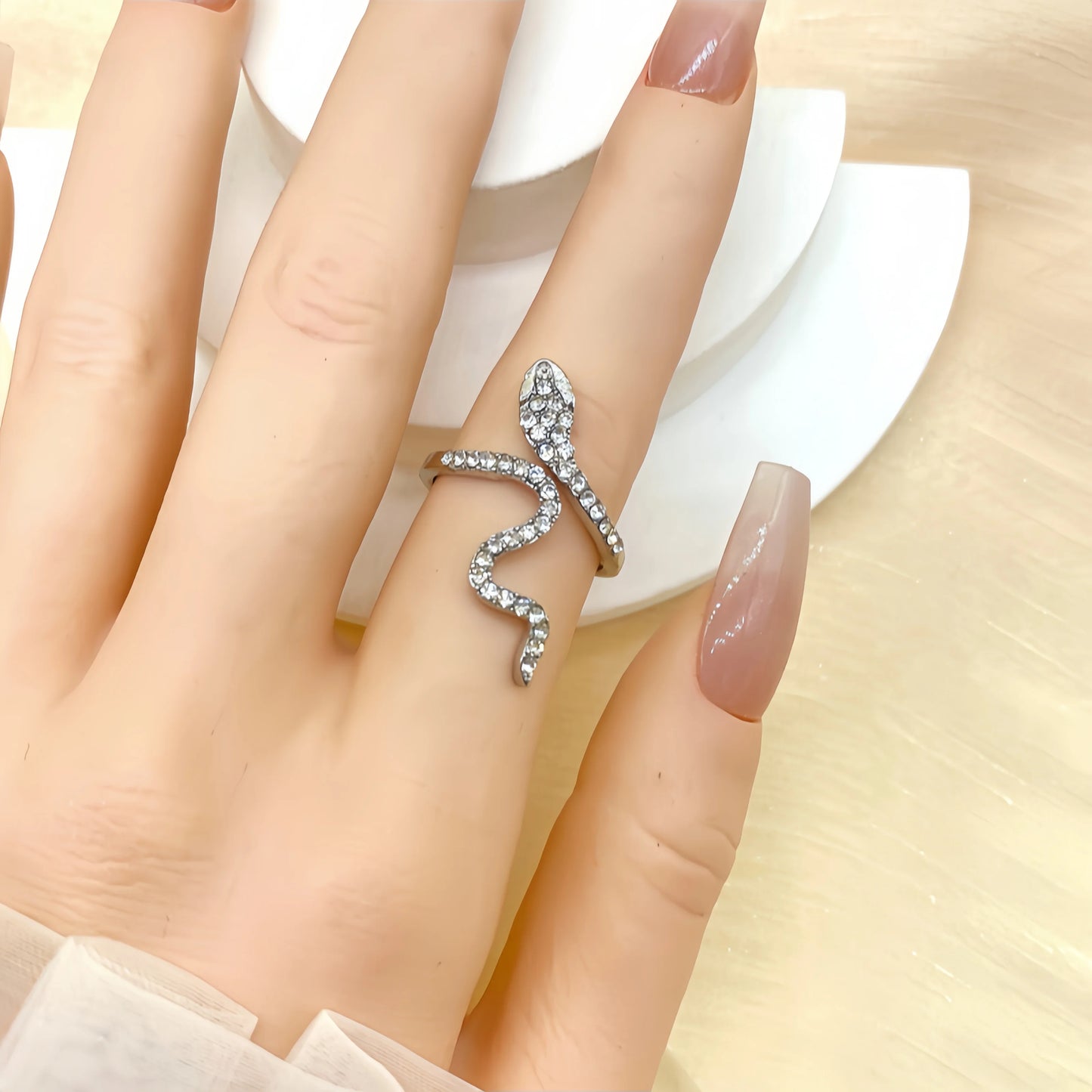 Snake-Shaped Zircon Ring – Artificial Jewellery Set - zenton