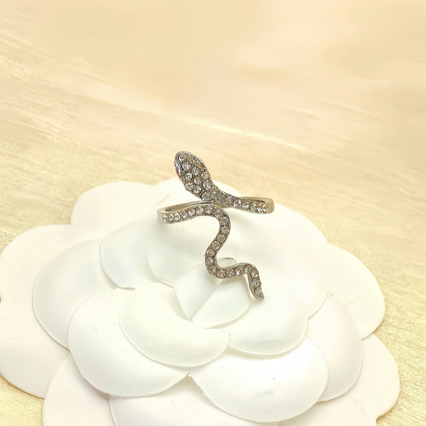 Snake-Shaped Zircon Ring – Artificial Jewellery Set - zenton