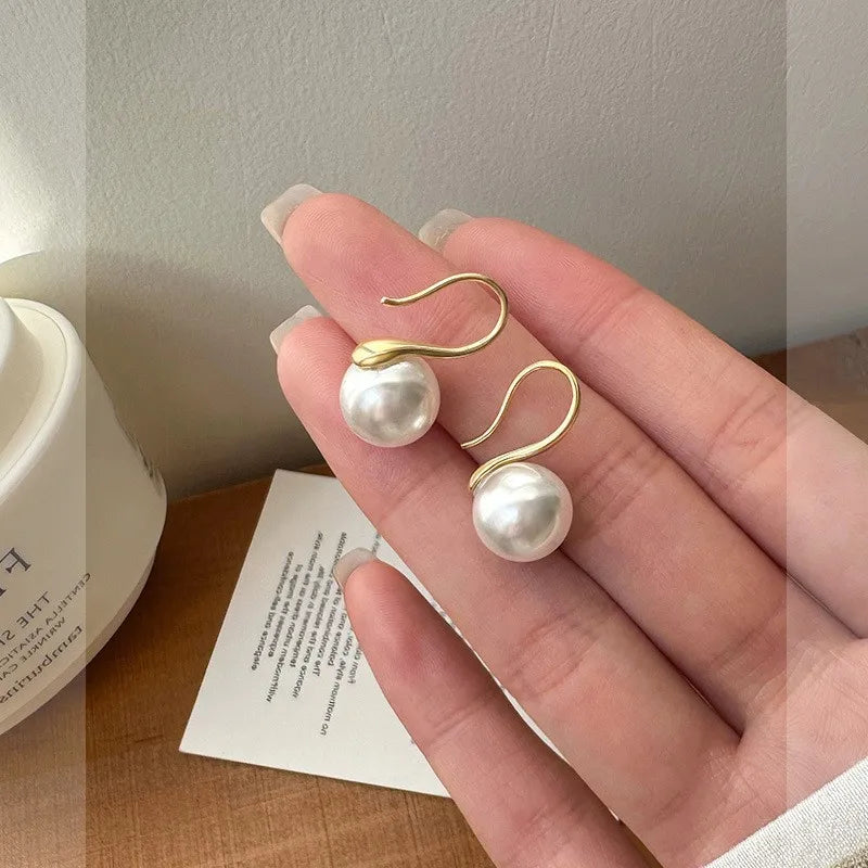 Heart Pearl Geometric Earrings – Elegant Jewels for Women - zenton