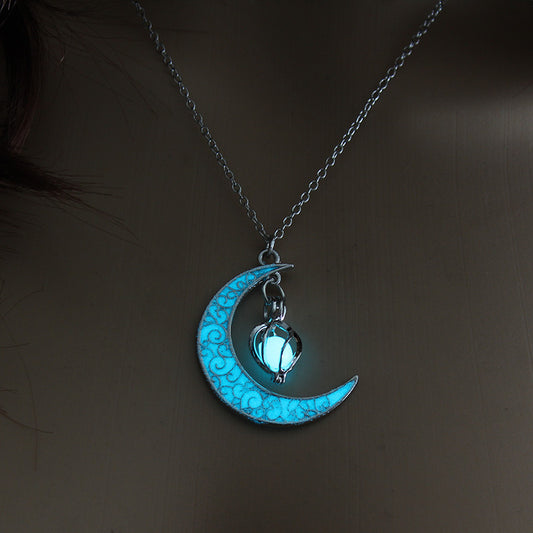Glowing Pendant Silver Plated Moon Necklace - zenton
