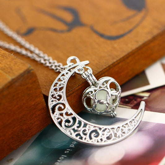 Glowing Pendant Silver Plated Moon Necklace - zenton