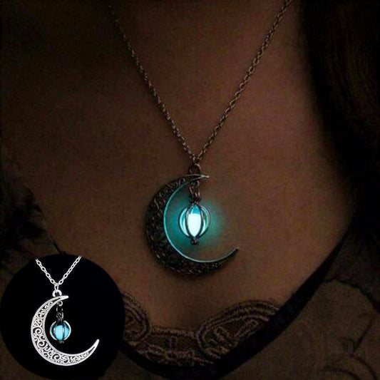 Luminous Moon Pendant Necklace – Glow in the Dark - zenton
