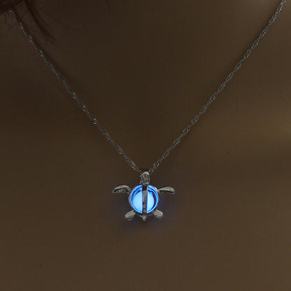 Luminous Moon Pendant Necklace – Glow in the Dark - zenton