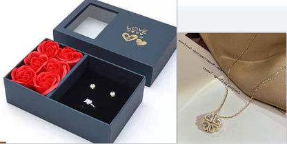 Retro Magnetic Heart Pendant – Four Leaf Clover Necklace - zenton